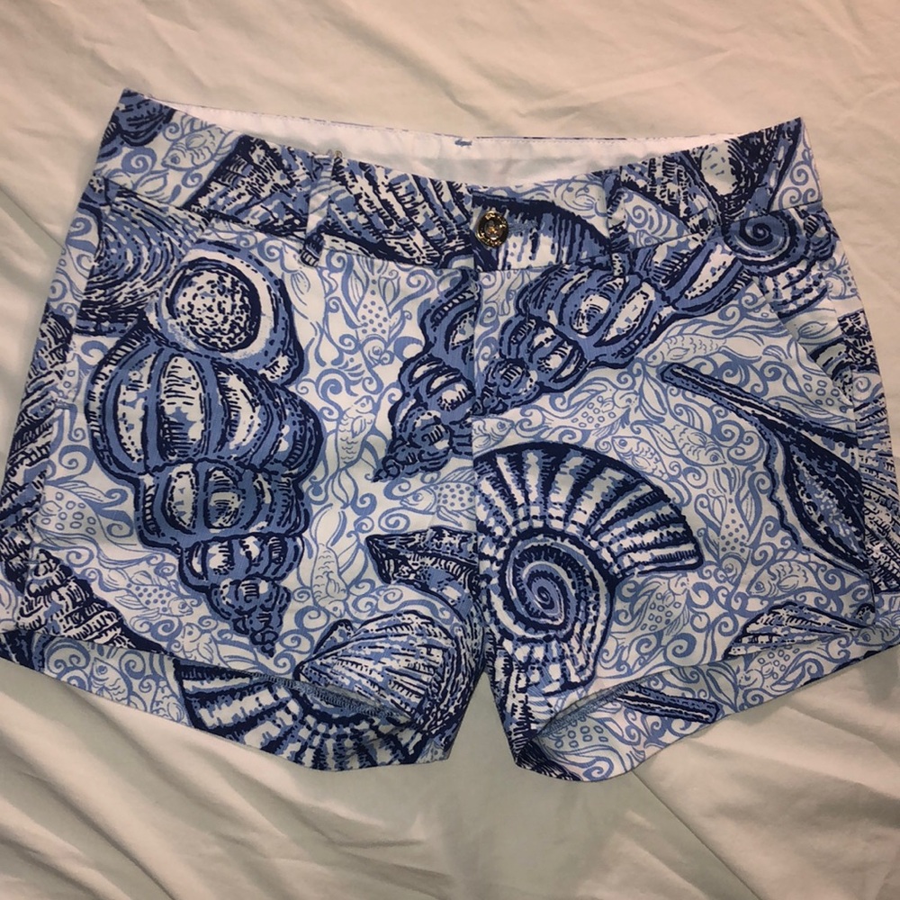 Callahan Shorts size 4 in Stuffed Shells print